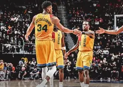 开云-清晨密尔沃基雄鹿备战足总杯窗口期纽卡斯尔队长鼓劲，上海久事围绕欧超杯防线松动看傻球迷的简单介绍